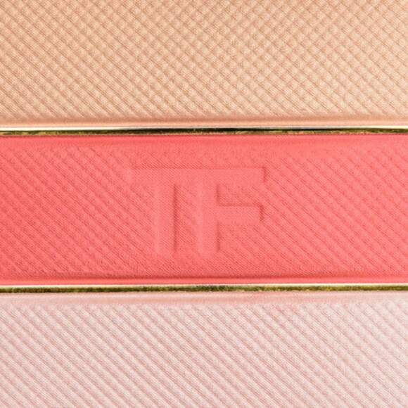 Tom Ford Nude Glow Soleil Contouring Compact - Picture 4 of 5